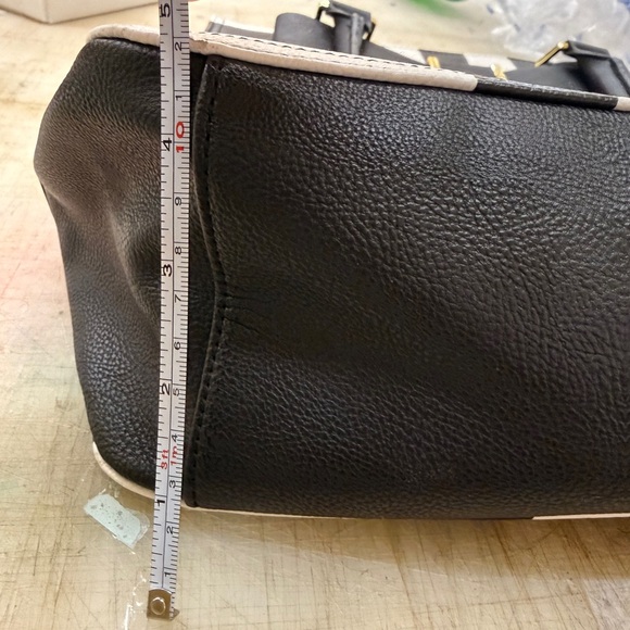 Betsey Johnson Black and White Geometric Shoulder Bag - Picture 8 of 8